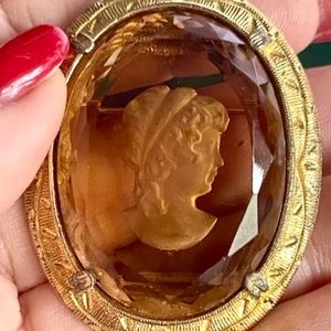 Stunning Vintage Carved Glass Cameo, Topaz beauty from the 60's
